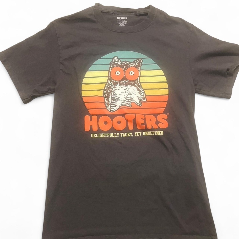 100% Cotton Hooters Tee Men S Nostalgia Graphic Tee
